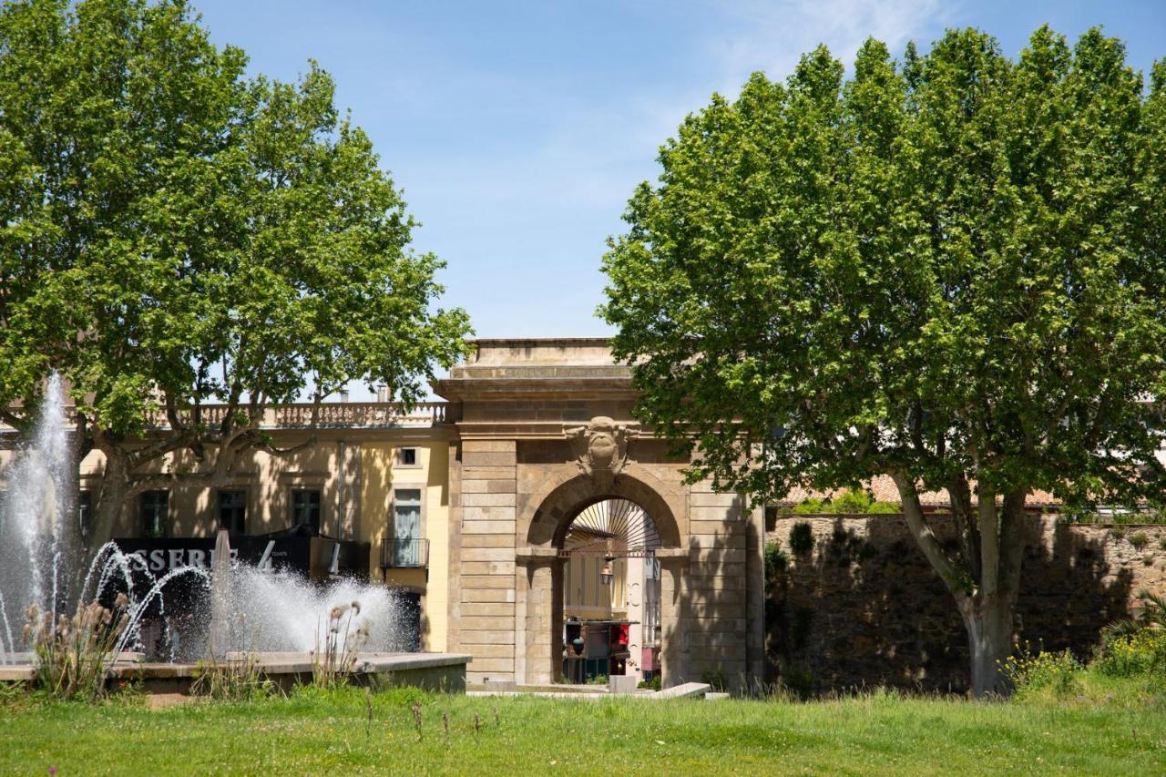 Tout Confort ! Climatisation, Calme, Piscine, Parking Gratuit, Terrasse, Wifi Apartment Carcassonne Luaran gambar